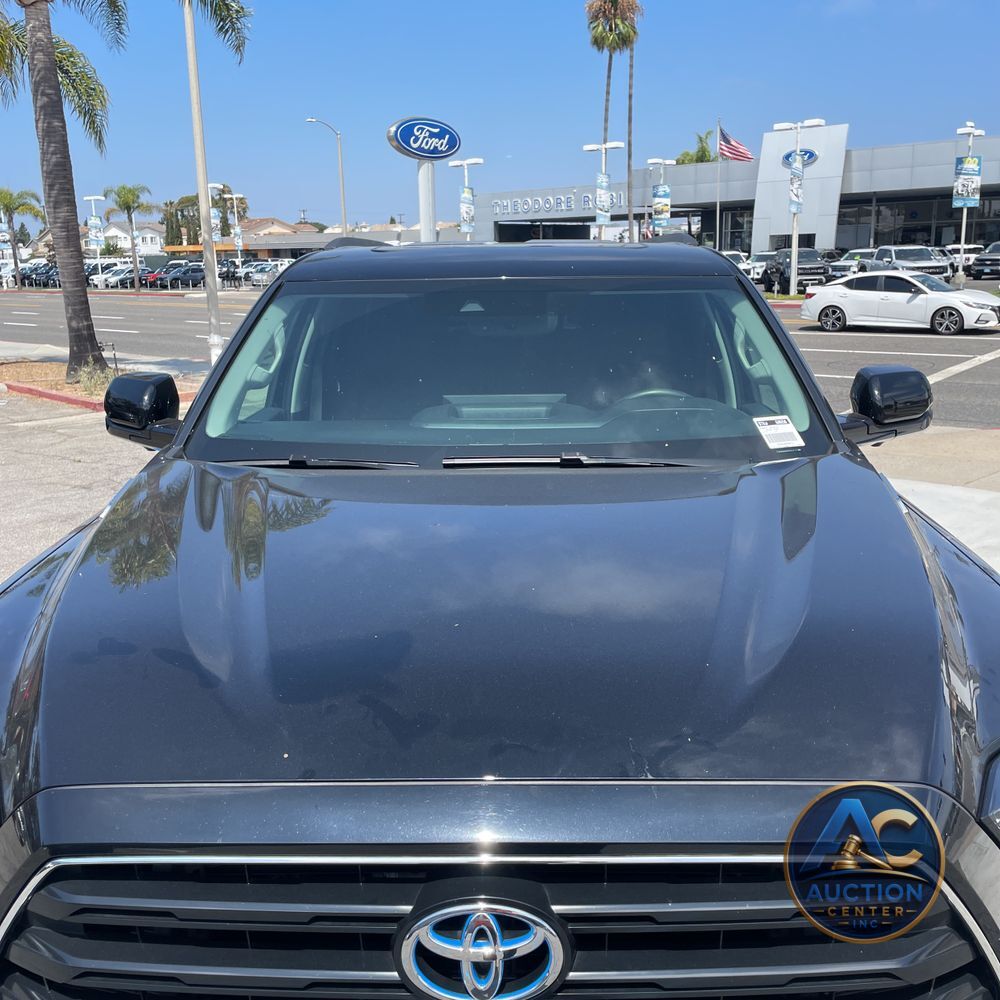 2023 Toyota Sequoia SR5
