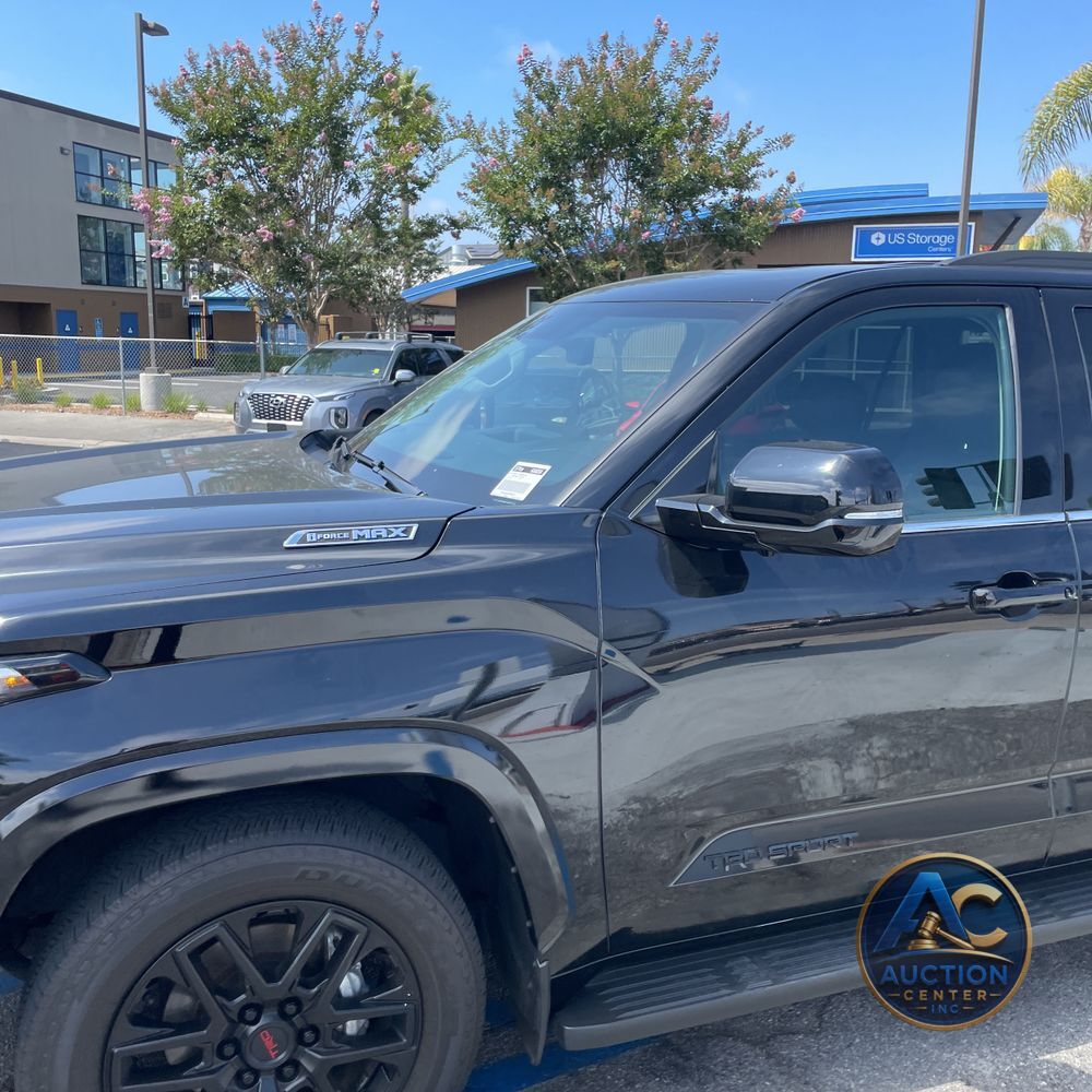 2023 Toyota Sequoia SR5