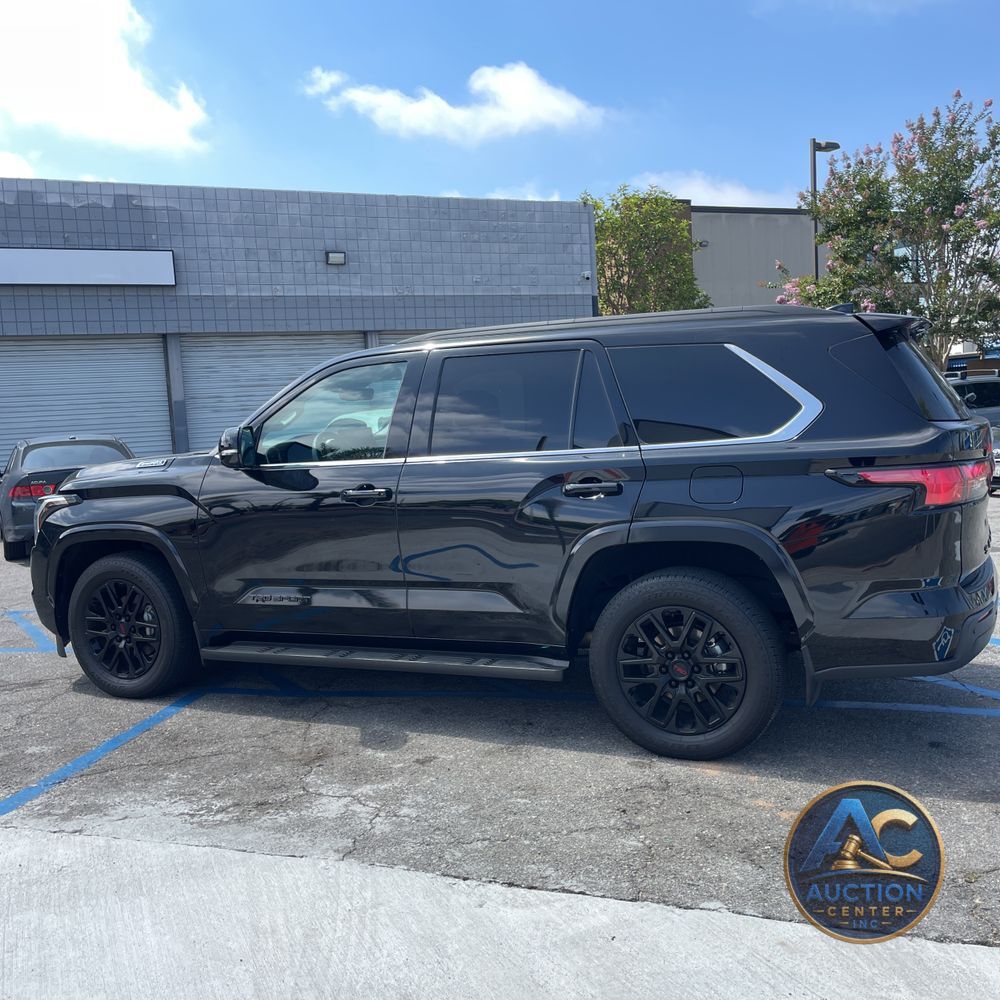 2023 Toyota Sequoia SR5