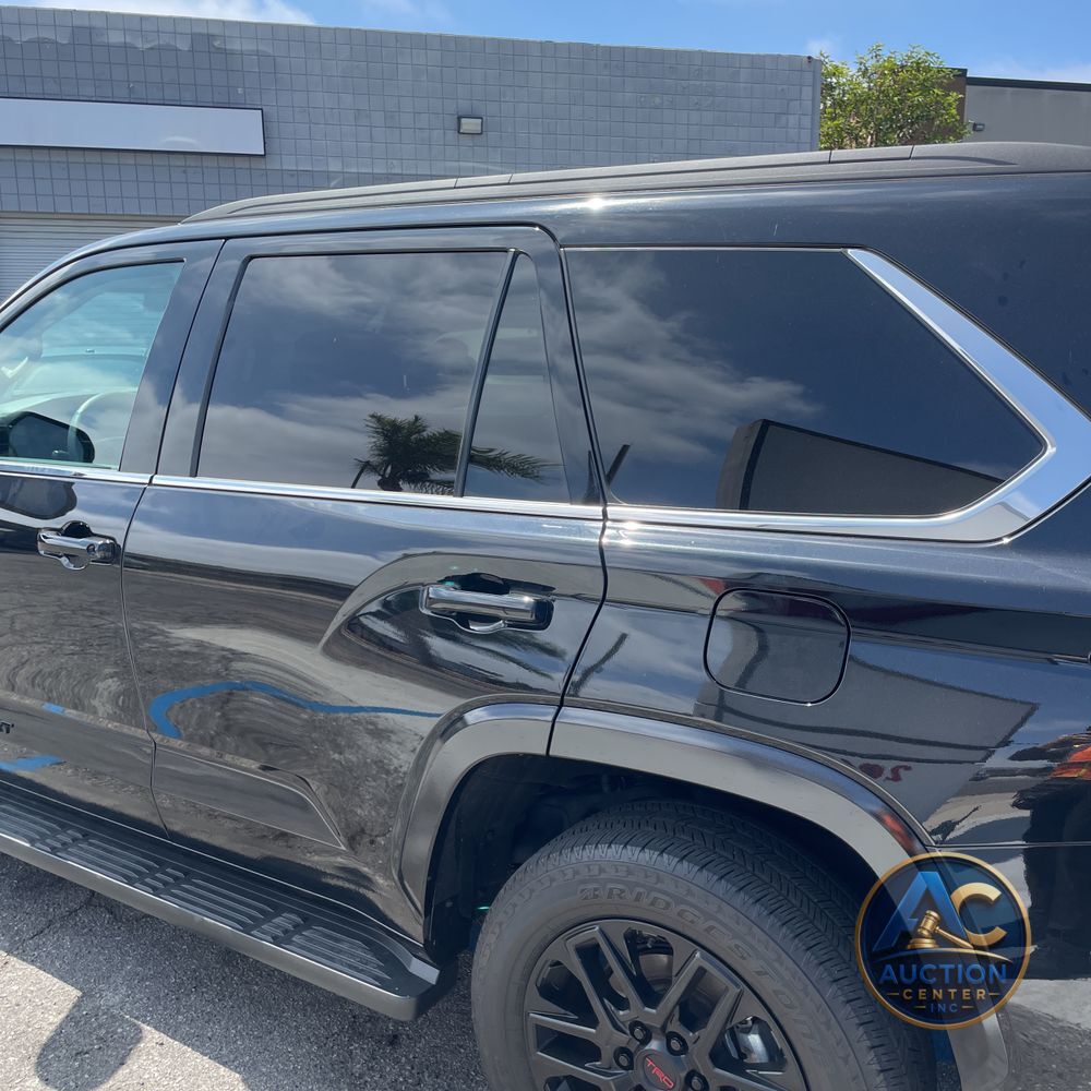 2023 Toyota Sequoia SR5