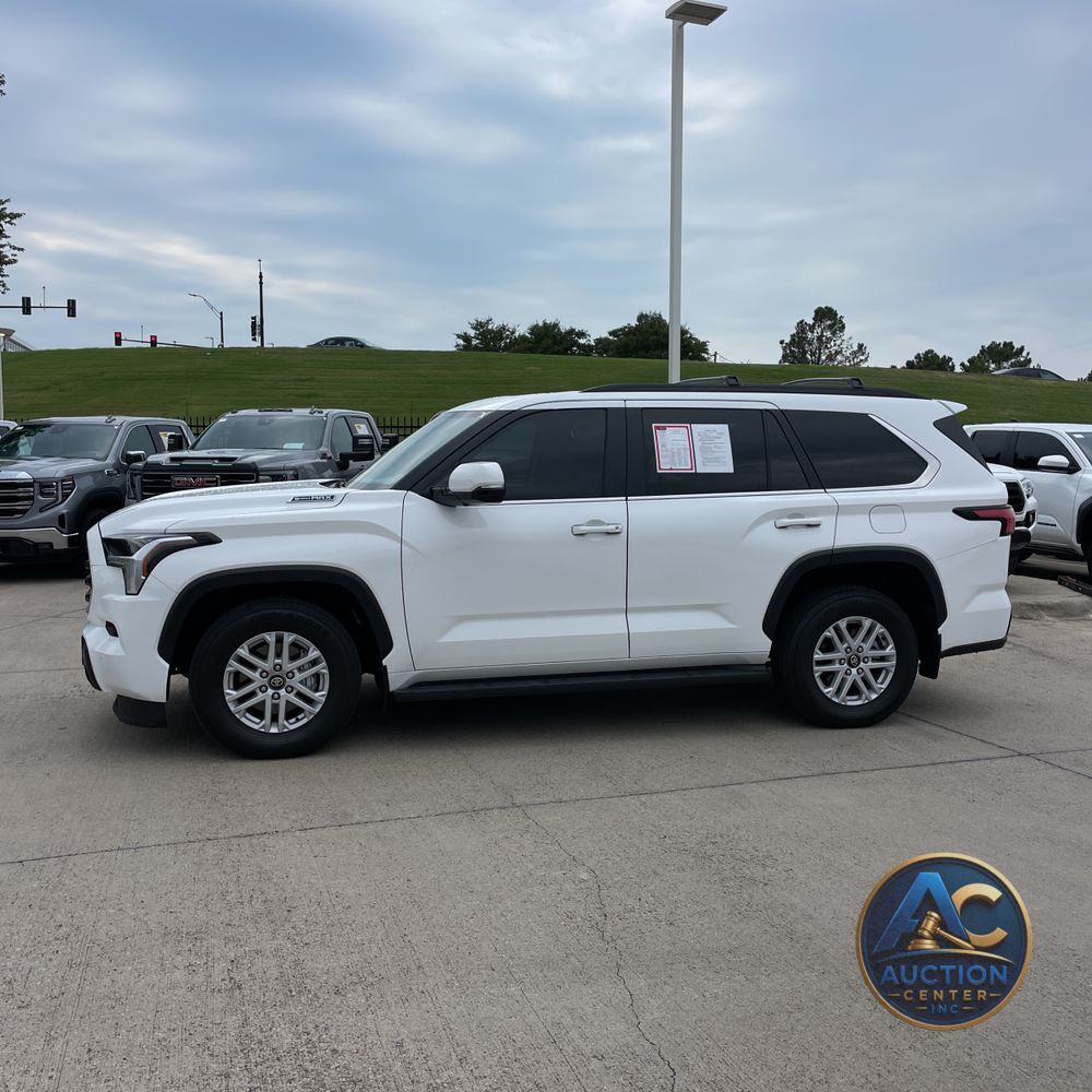 2025 Toyota Sequoia SR5