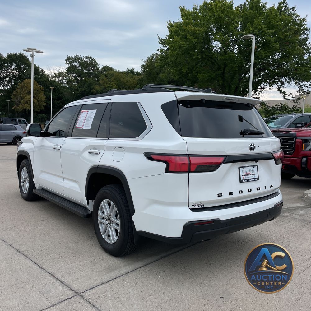 2025 Toyota Sequoia SR5