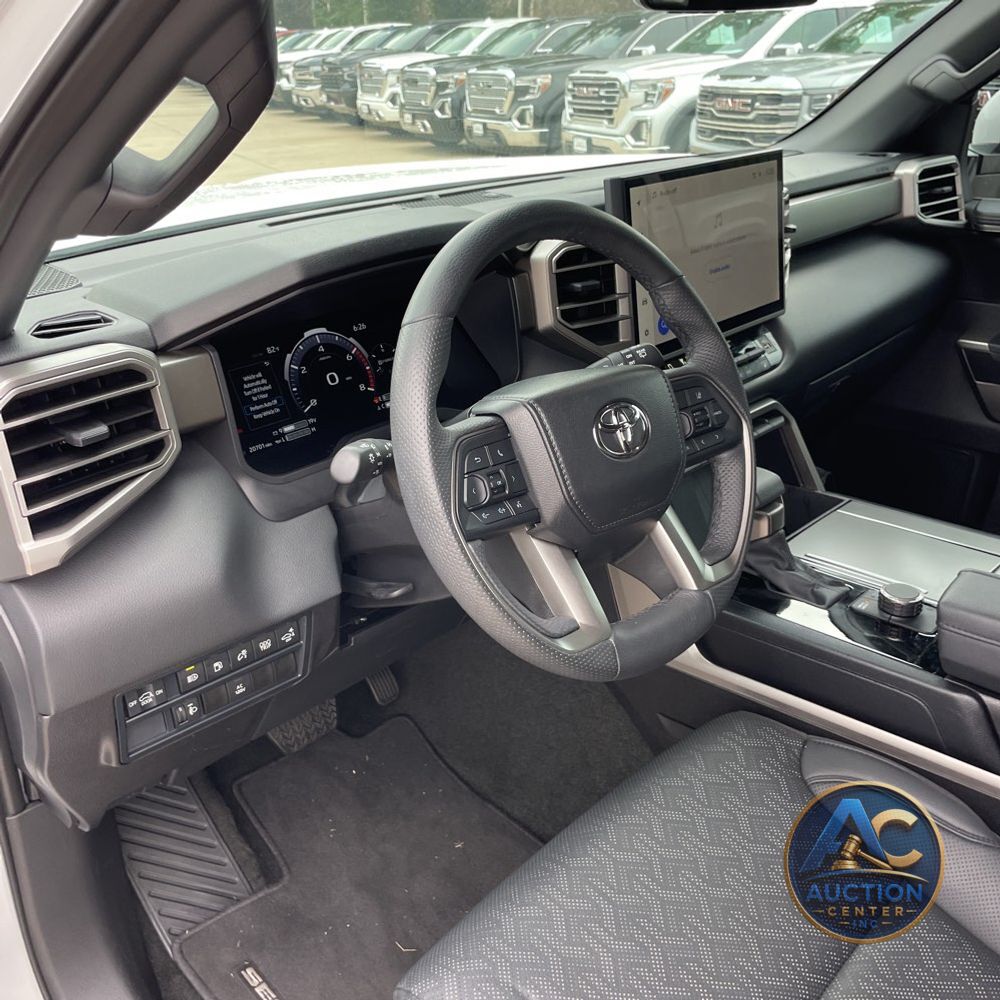 2025 Toyota Sequoia SR5
