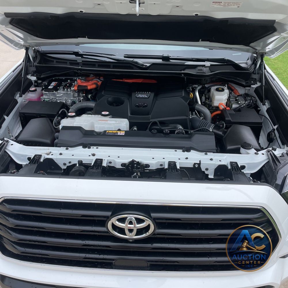 2025 Toyota Sequoia SR5