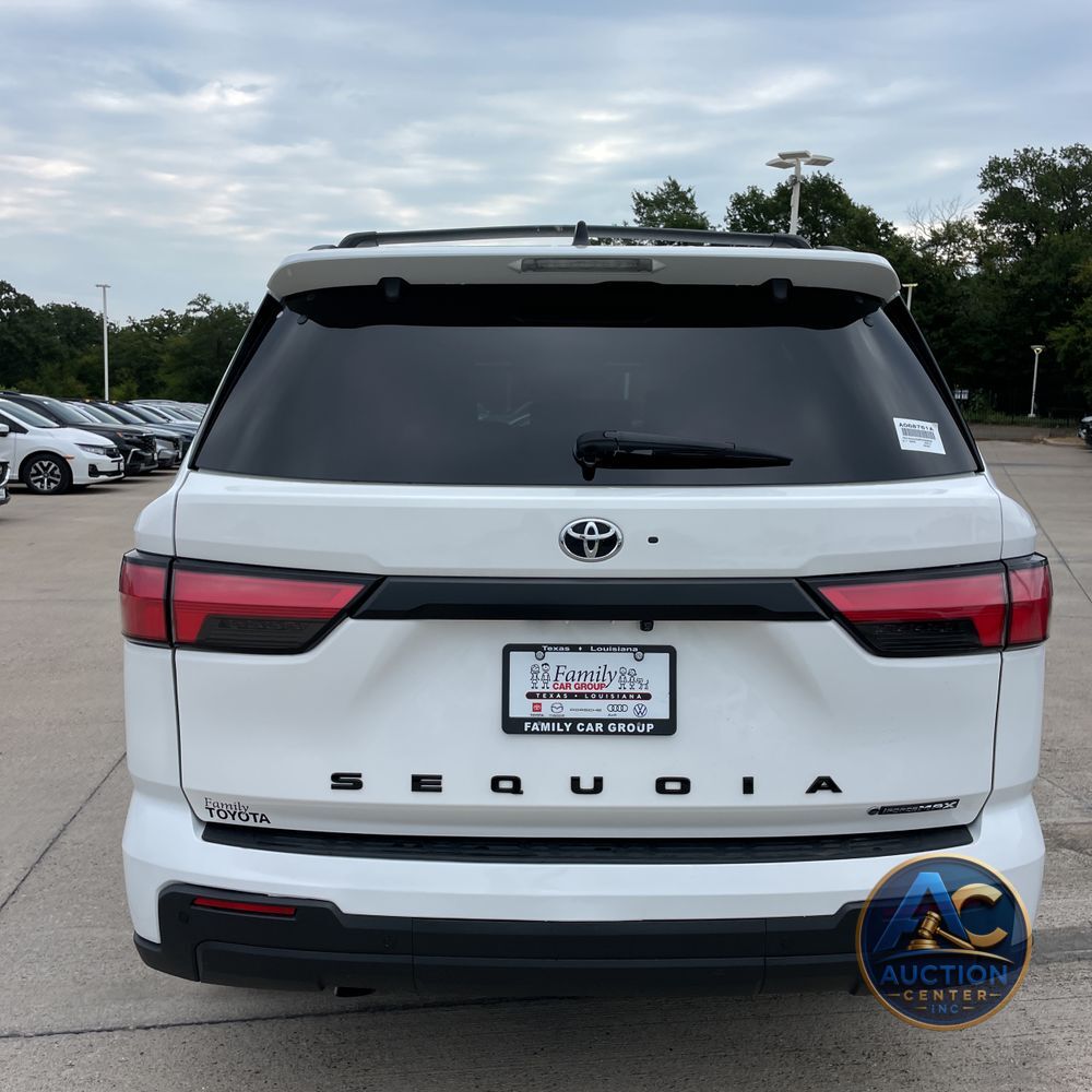 2025 Toyota Sequoia SR5