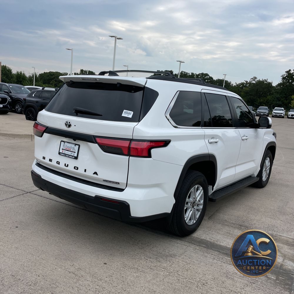 2025 Toyota Sequoia SR5