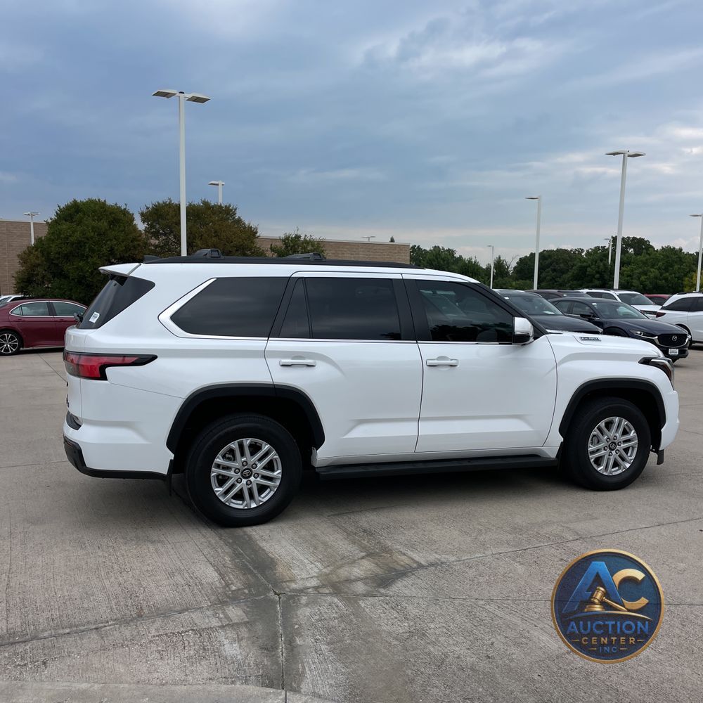2025 Toyota Sequoia SR5