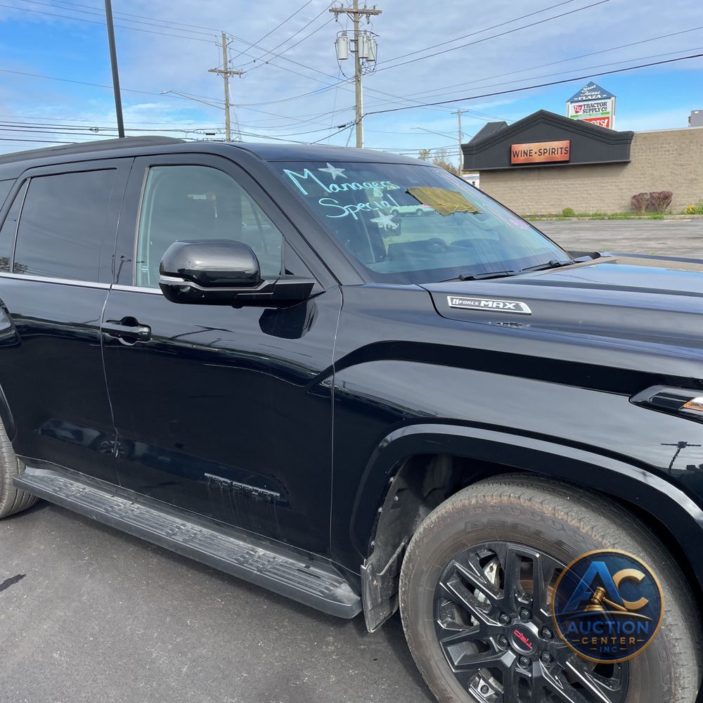 2024 Toyota Sequoia SR5