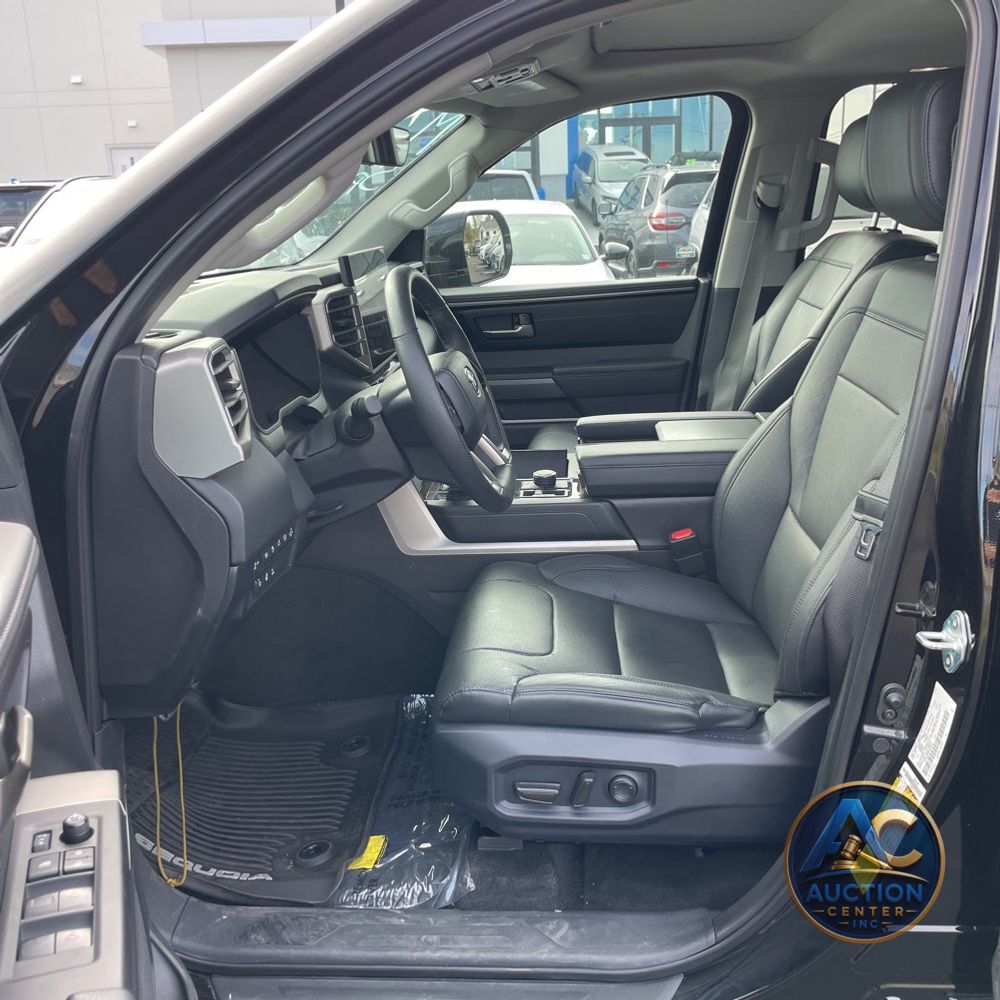 2024 Toyota Sequoia SR5