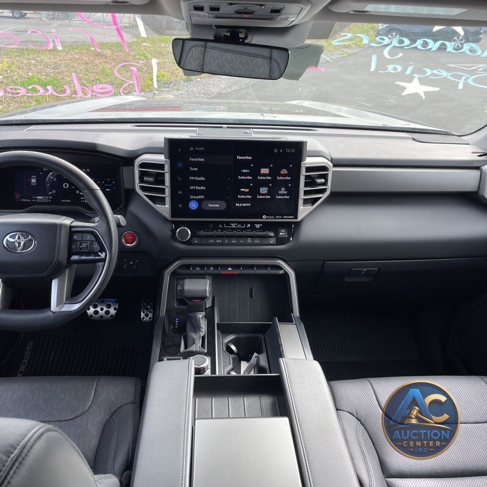 2024 Toyota Sequoia SR5