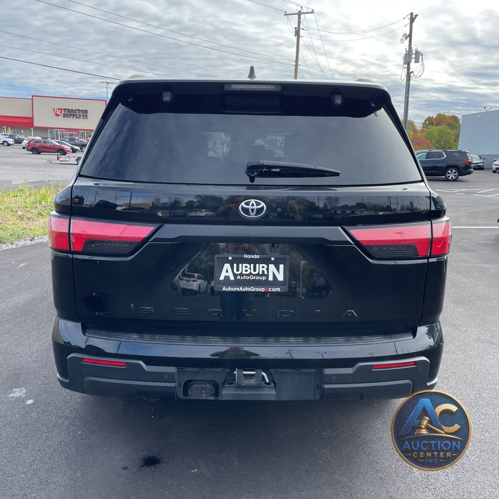 2024 Toyota Sequoia SR5