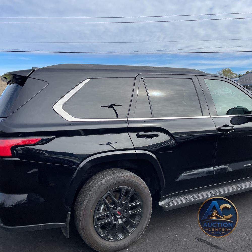 2024 Toyota Sequoia SR5