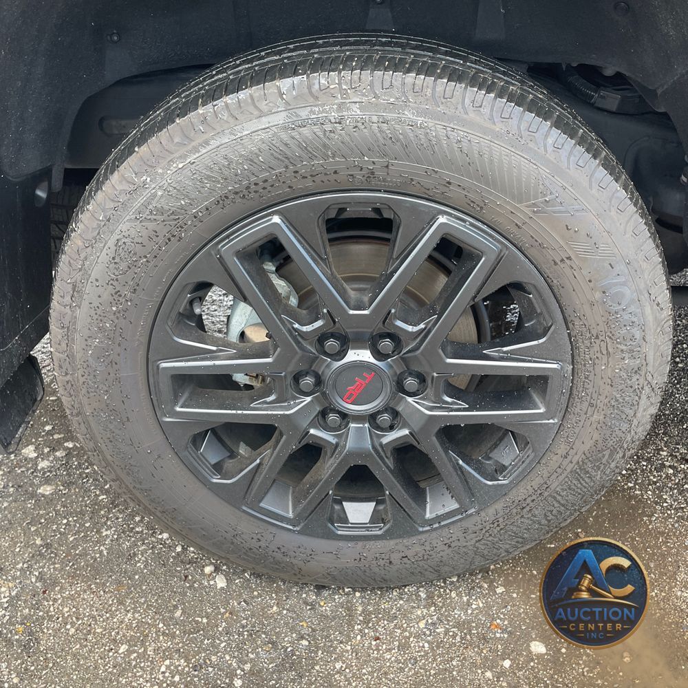 2024 Toyota Sequoia SR5