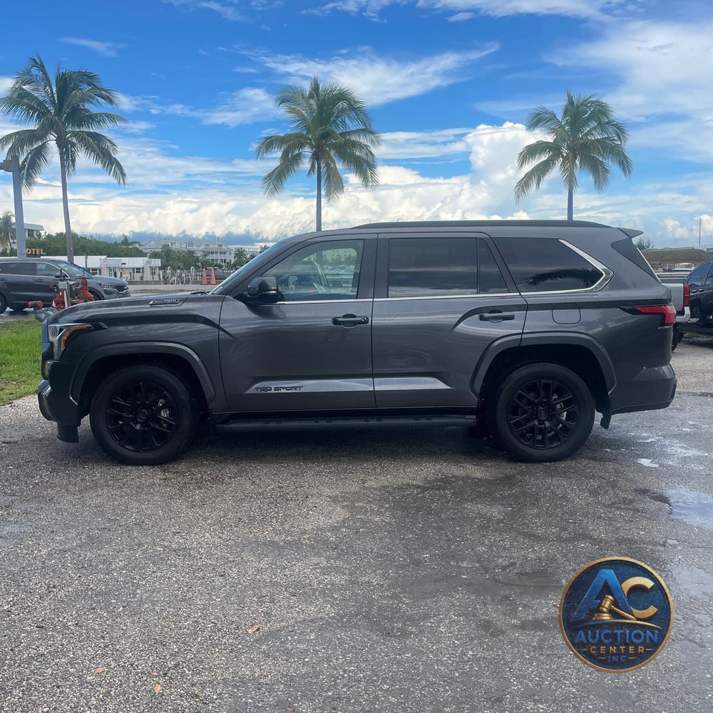 2024 Toyota Sequoia SR5