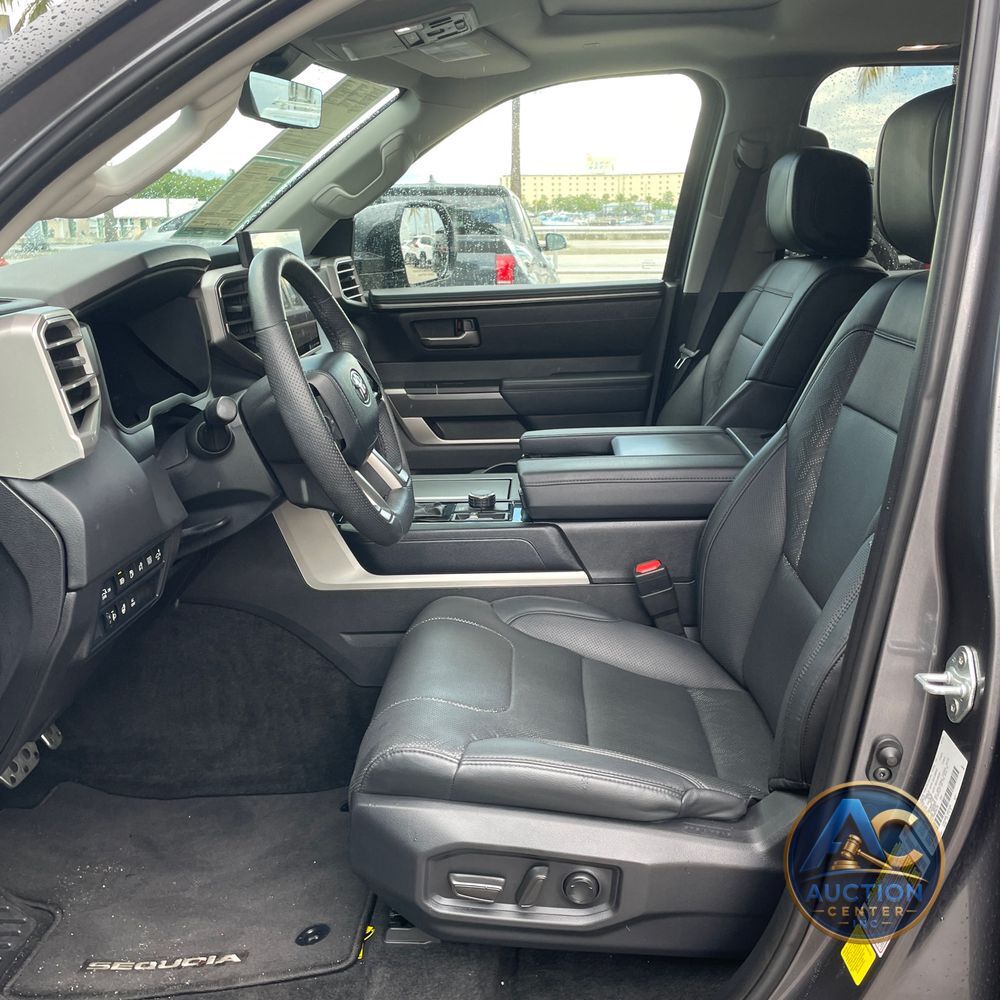 2024 Toyota Sequoia SR5