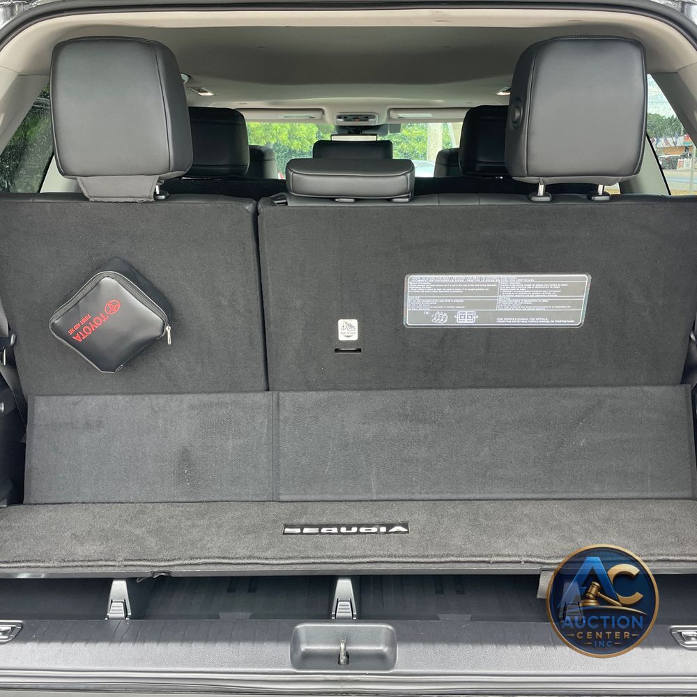 2024 Toyota Sequoia SR5