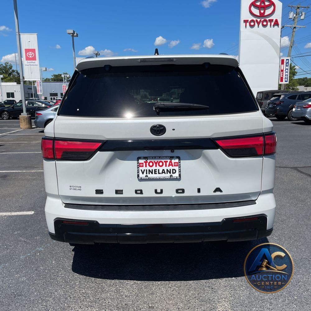2024 Toyota Sequoia Platinum