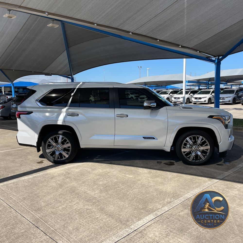 2024 Toyota Sequoia Capstone