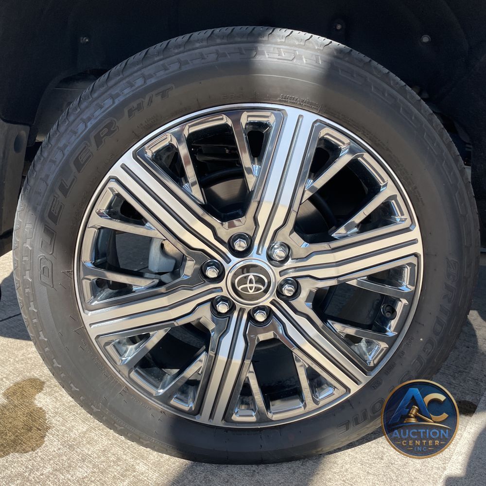 2024 Toyota Sequoia Capstone