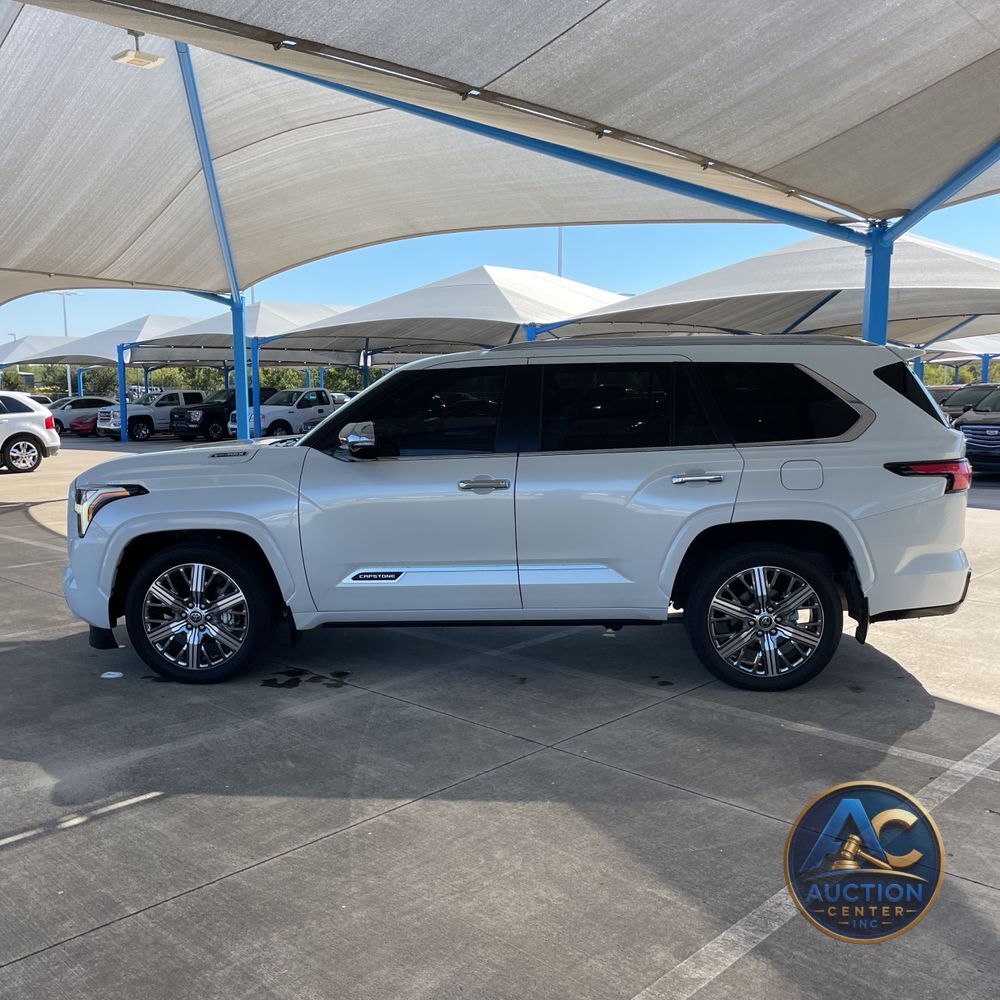 2024 Toyota Sequoia Capstone