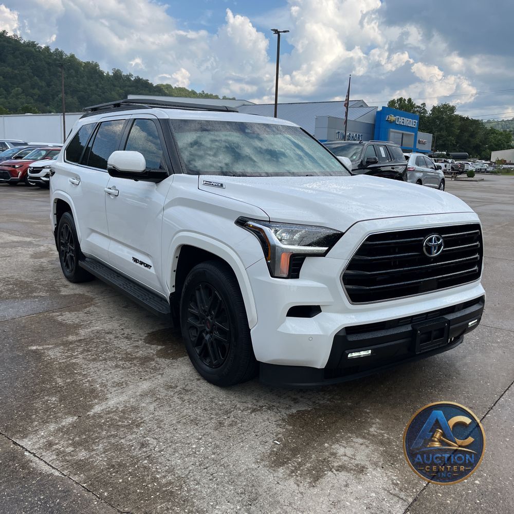 2024 Toyota Sequoia SR5
