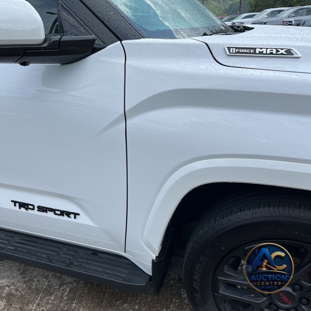2024 Toyota Sequoia SR5