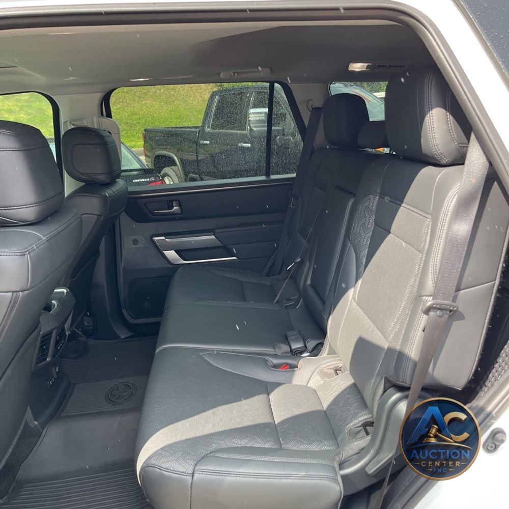 2024 Toyota Sequoia SR5
