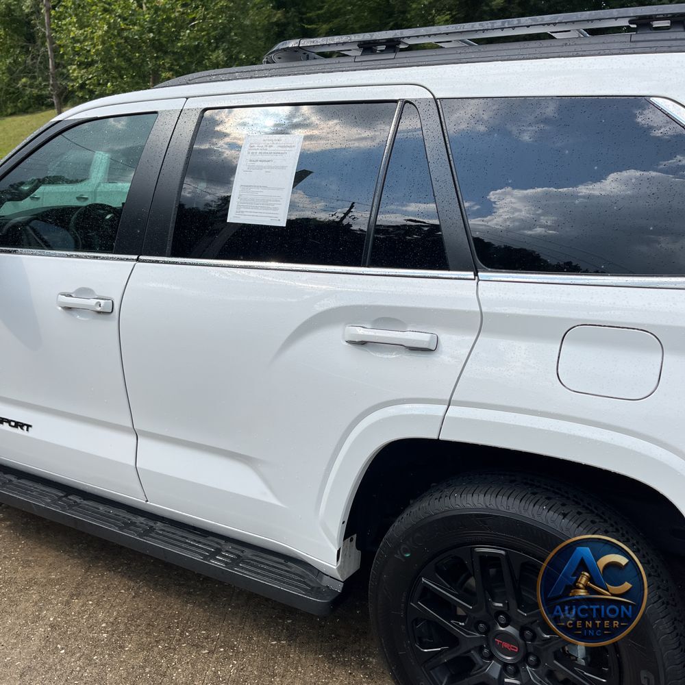 2024 Toyota Sequoia SR5