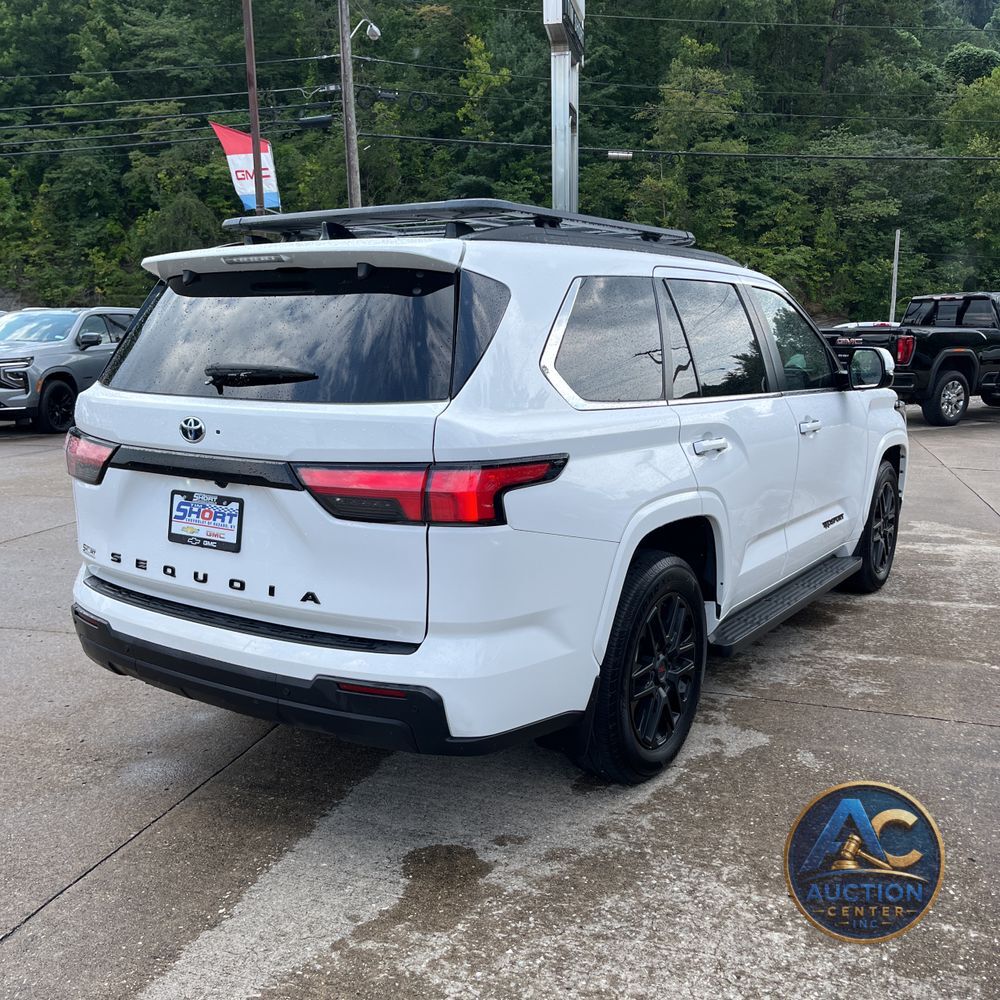 2024 Toyota Sequoia SR5