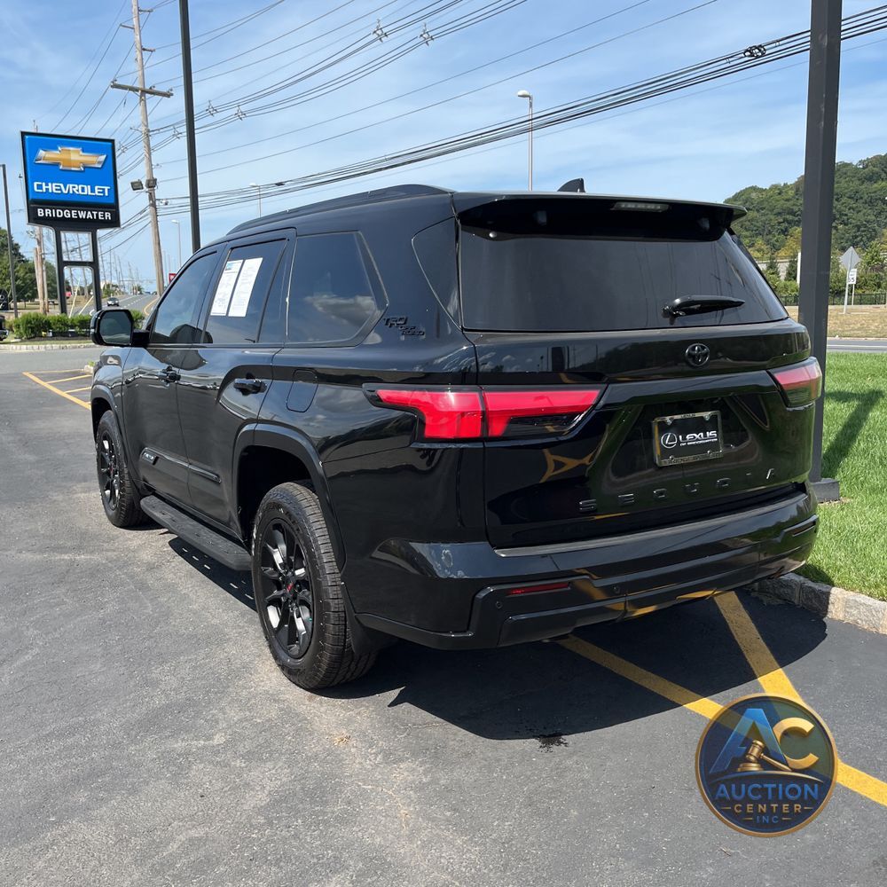 2024 Toyota Sequoia Platinum