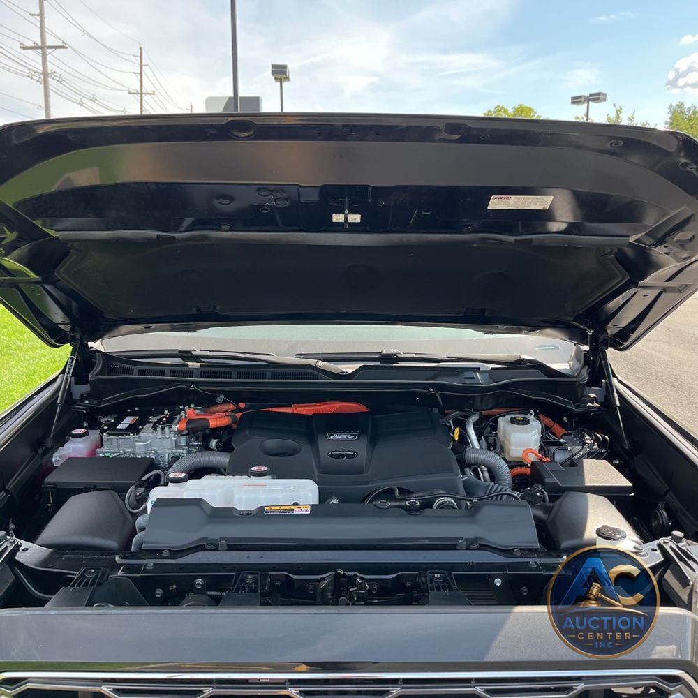 2024 Toyota Sequoia Platinum