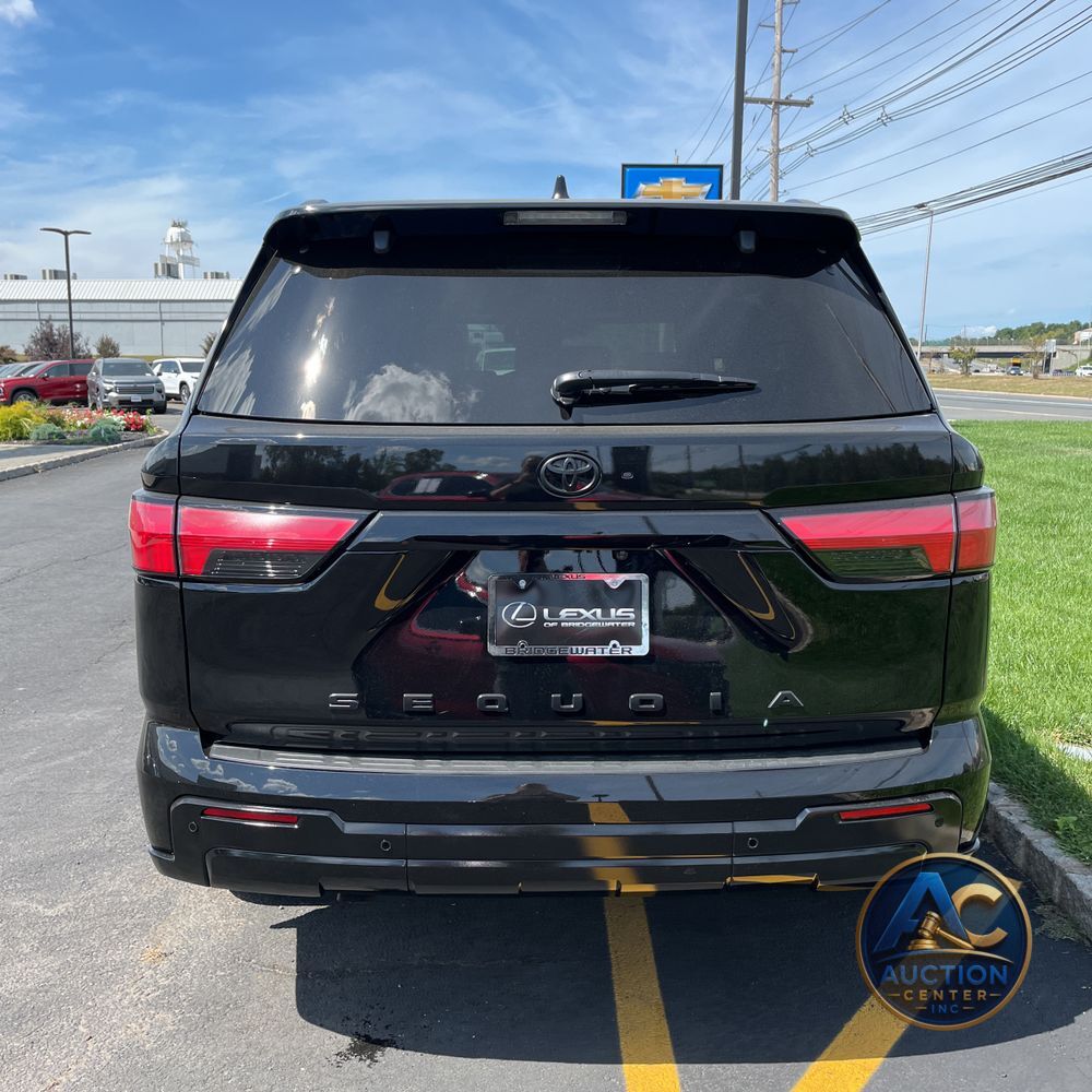 2024 Toyota Sequoia Platinum