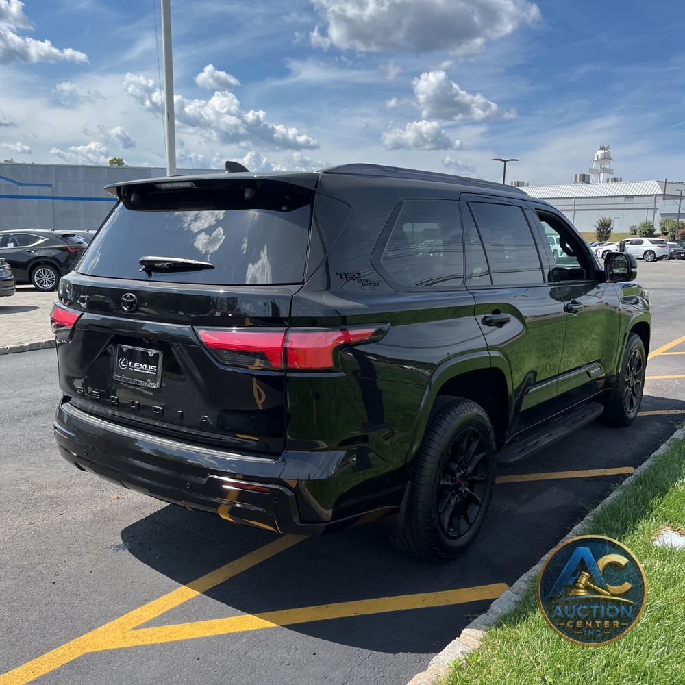 2024 Toyota Sequoia Platinum