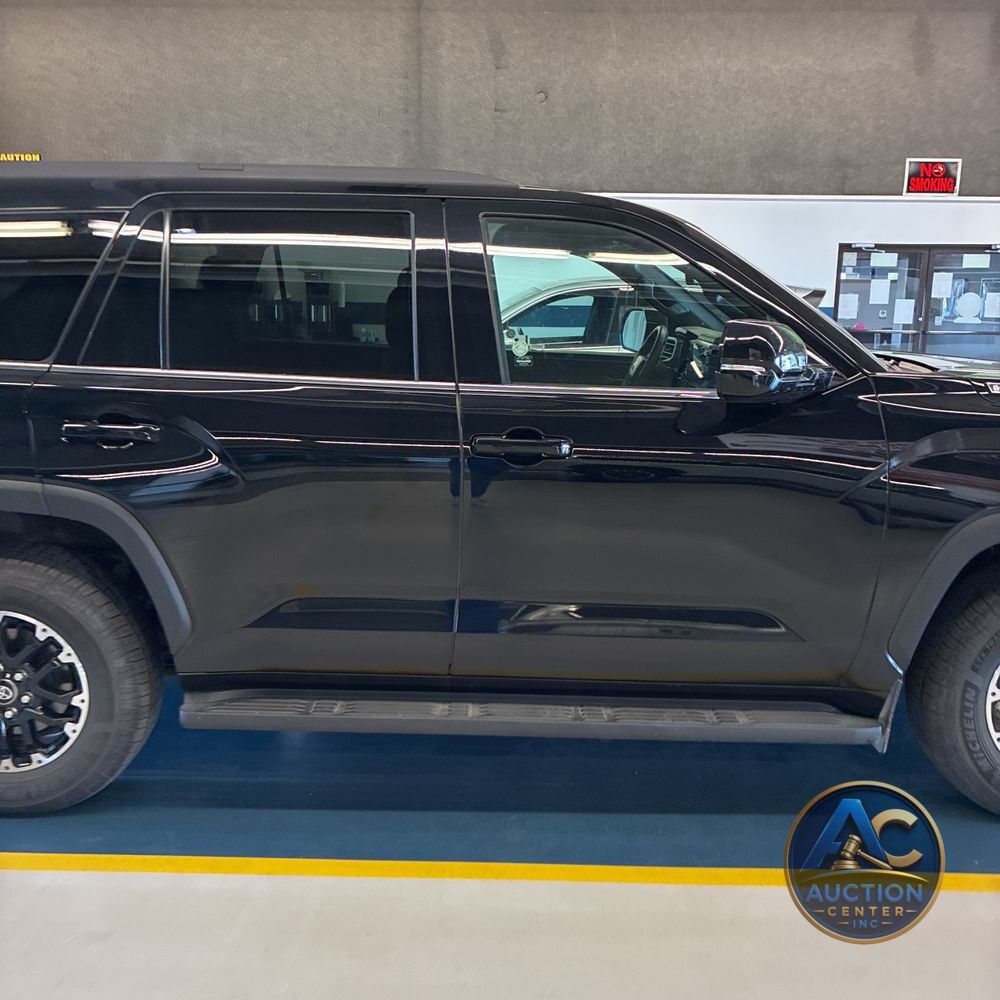 2025 Toyota Sequoia SR5
