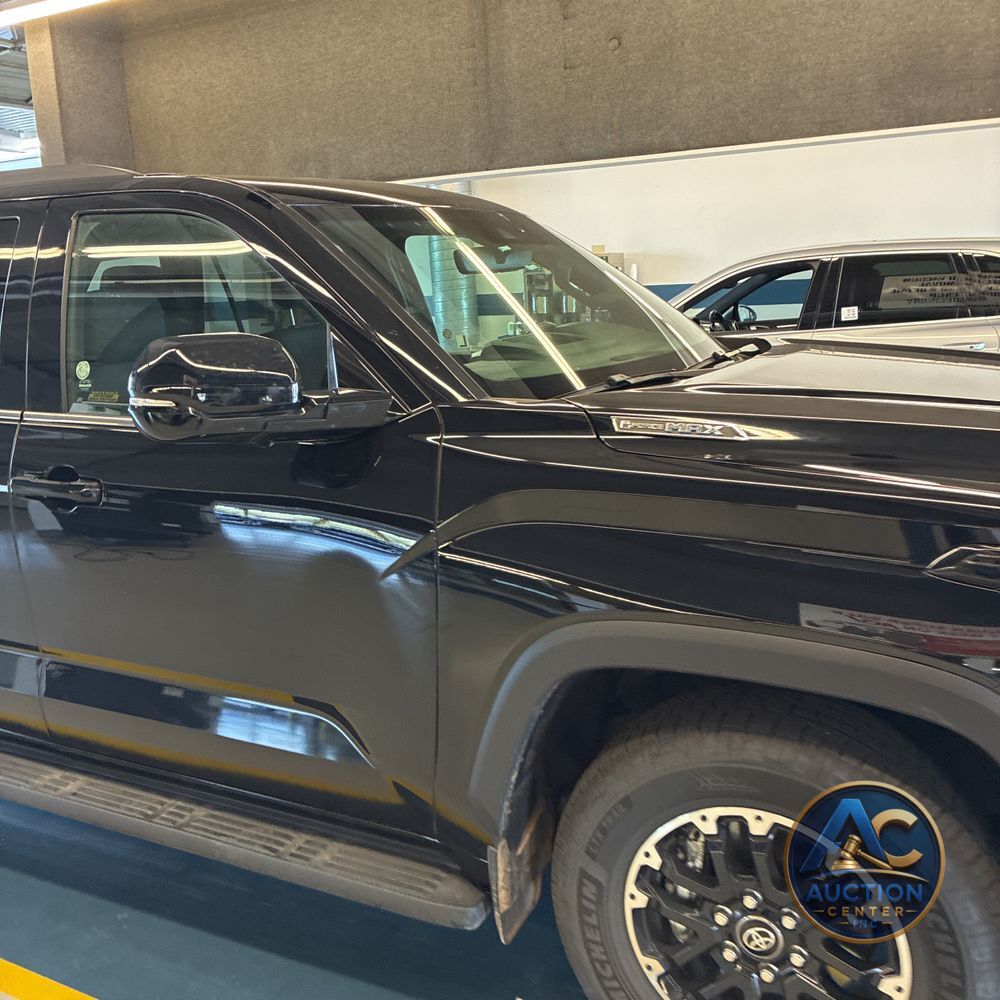 2025 Toyota Sequoia SR5