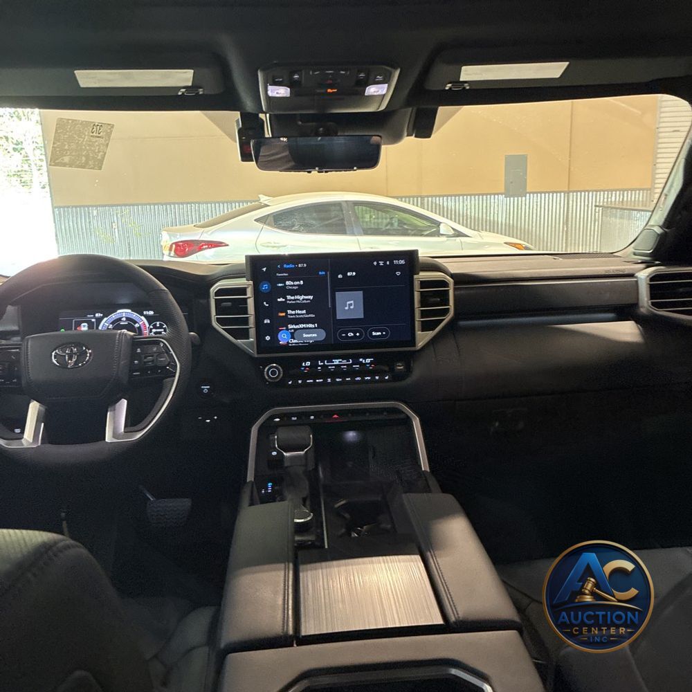 2025 Toyota Sequoia Platinum