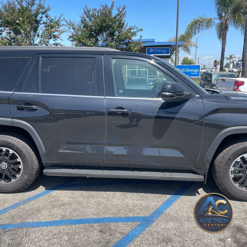 2024 Toyota Sequoia SR5