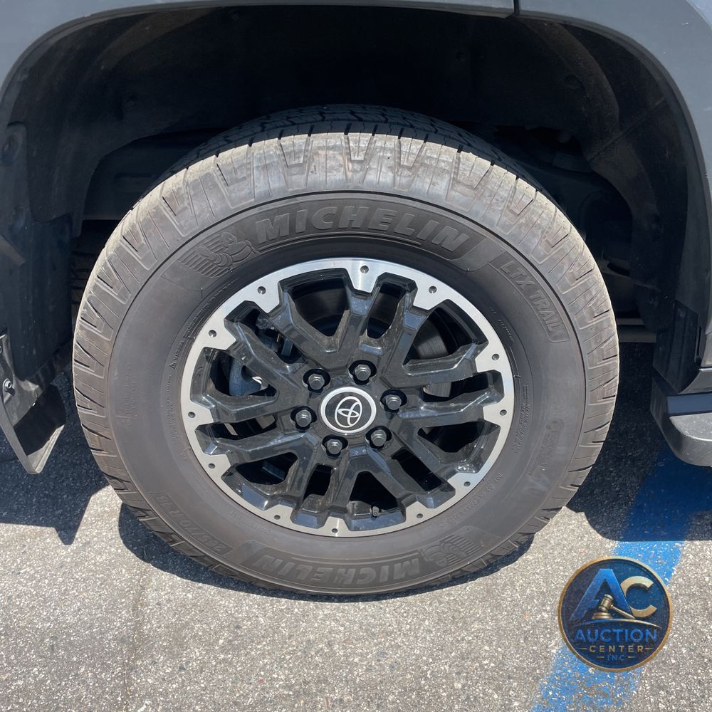 2024 Toyota Sequoia SR5