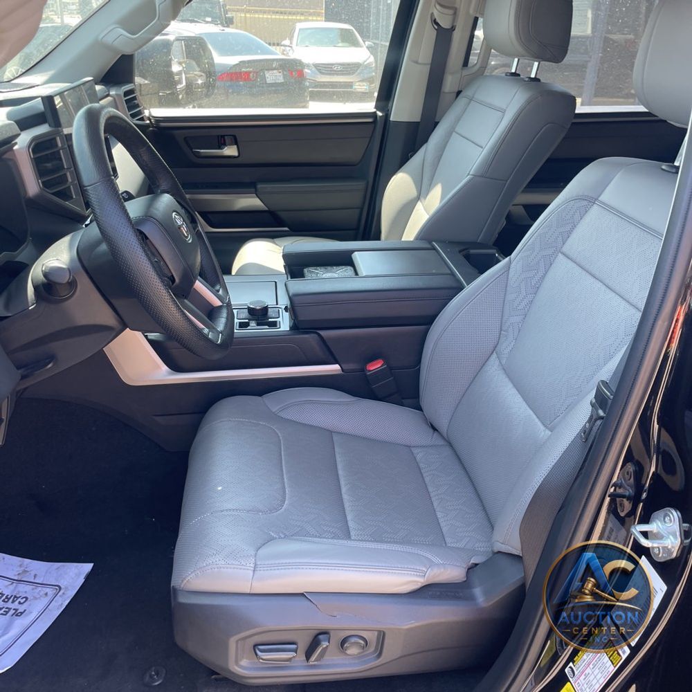 2024 Toyota Sequoia SR5