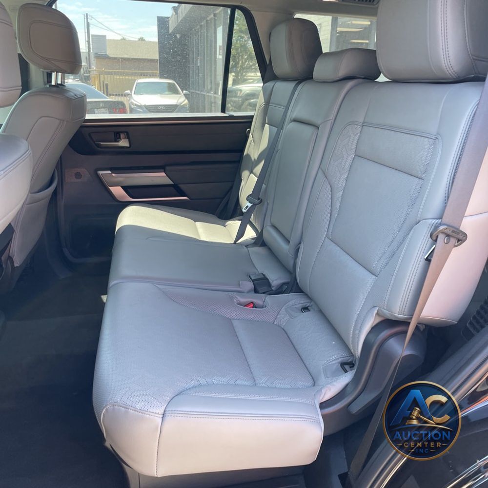 2024 Toyota Sequoia SR5