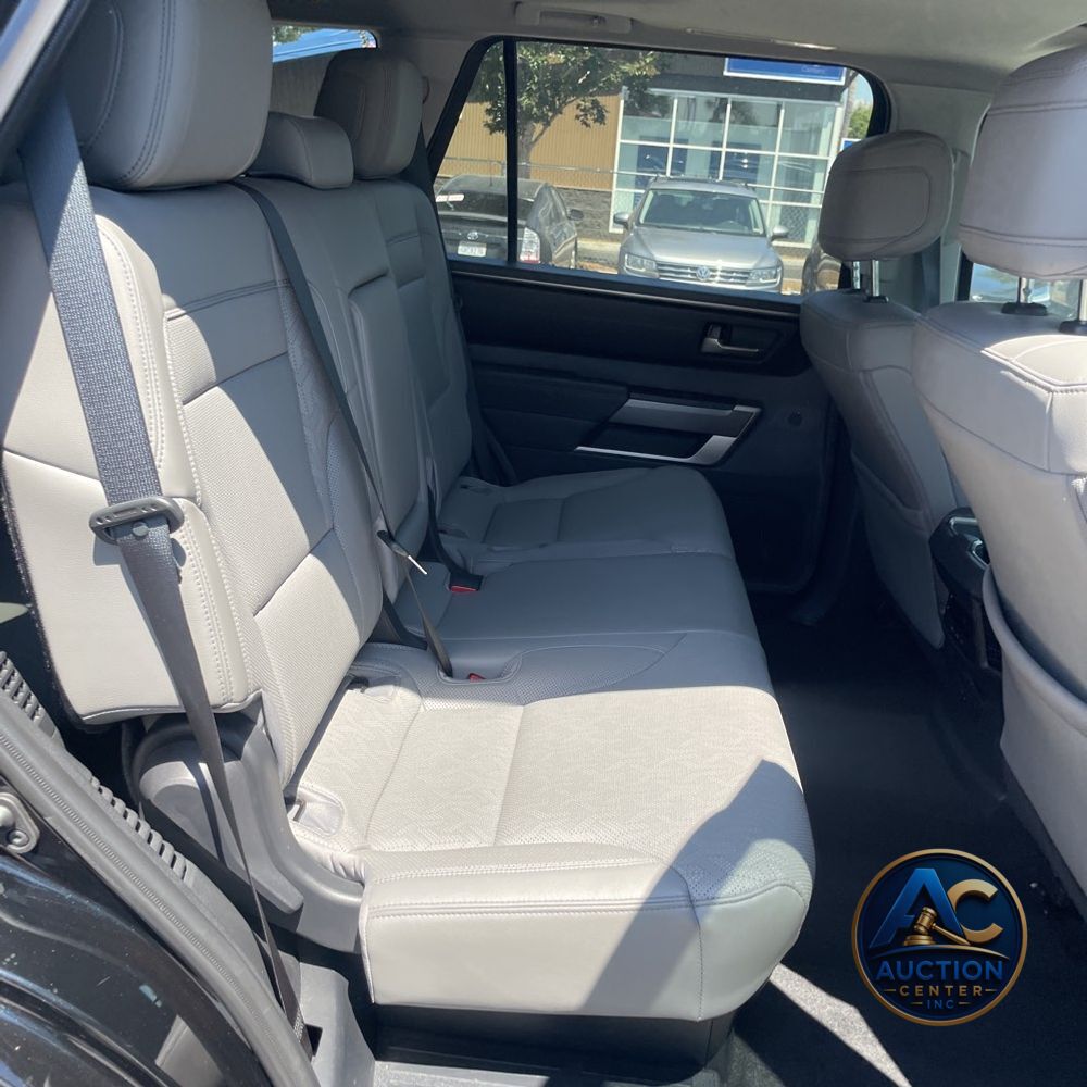 2024 Toyota Sequoia SR5