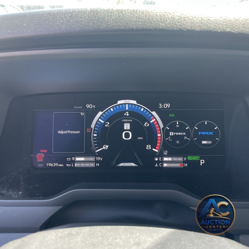 2024 Toyota Sequoia SR5