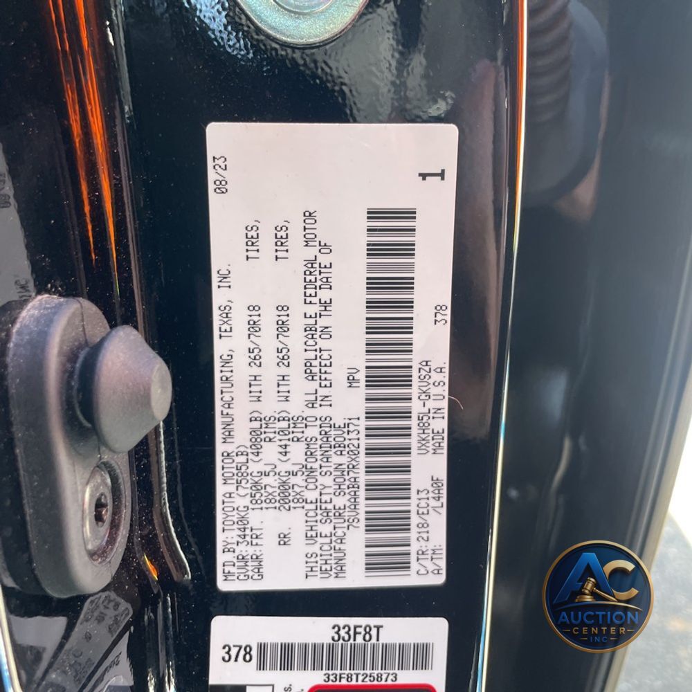 2024 Toyota Sequoia SR5