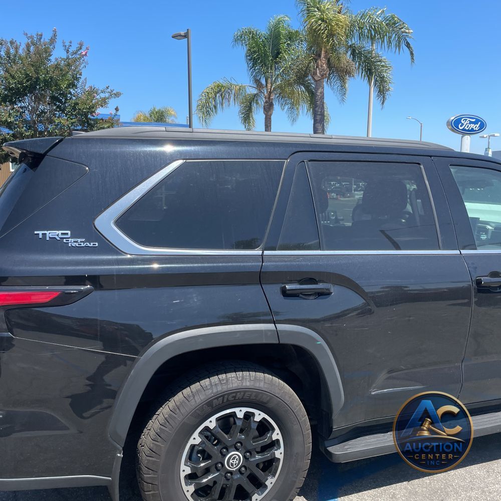 2024 Toyota Sequoia SR5