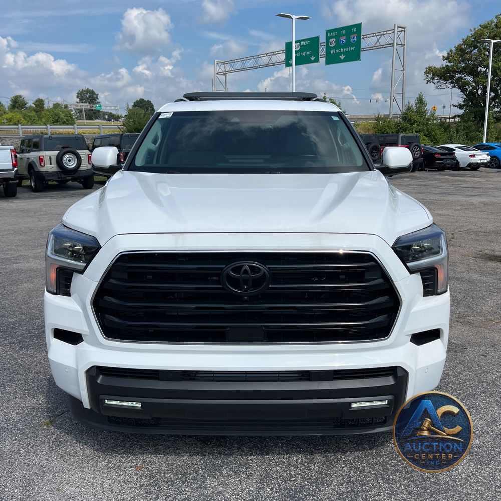 2024 Toyota Sequoia SR5