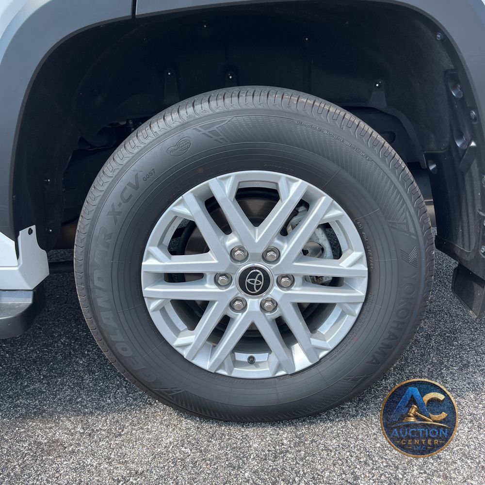 2024 Toyota Sequoia SR5