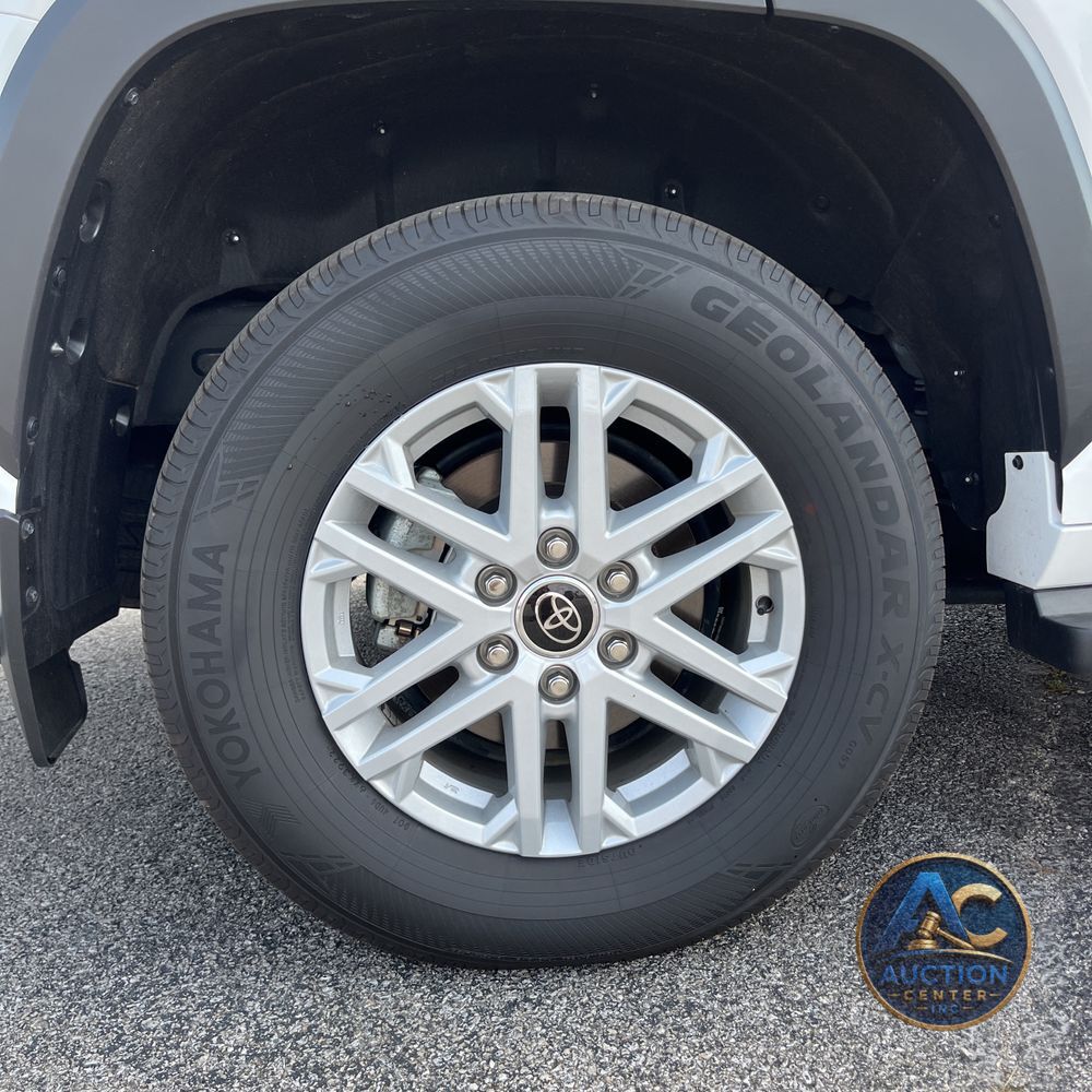 2024 Toyota Sequoia SR5