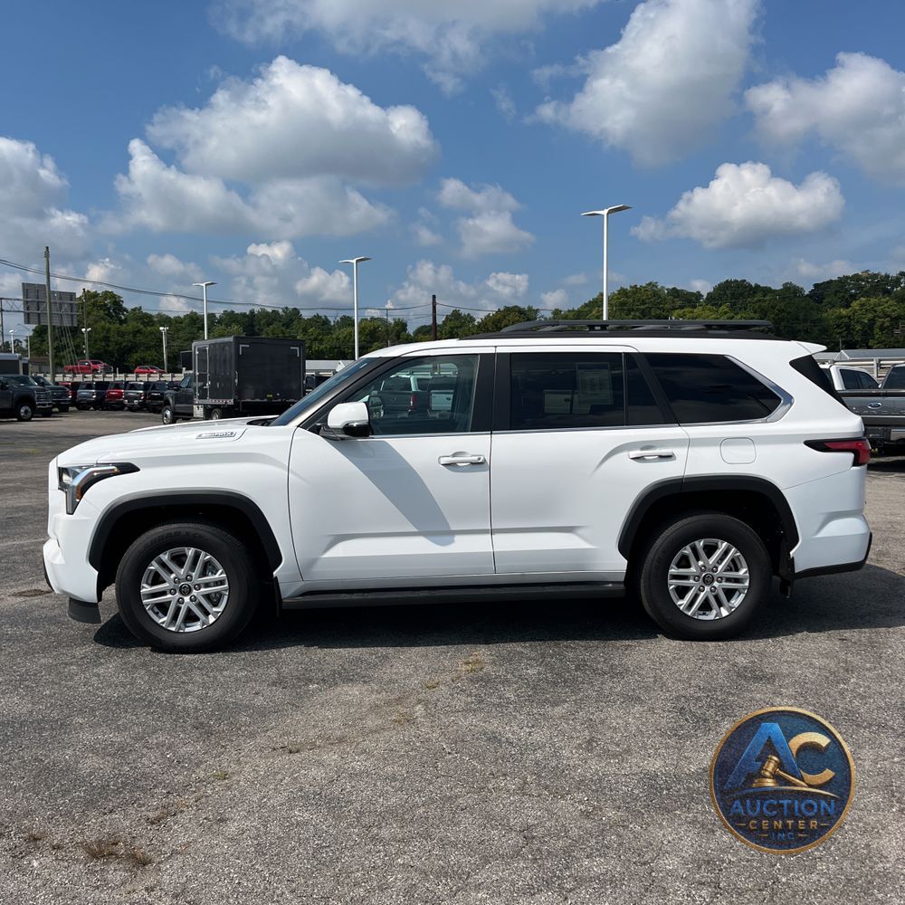 2024 Toyota Sequoia SR5