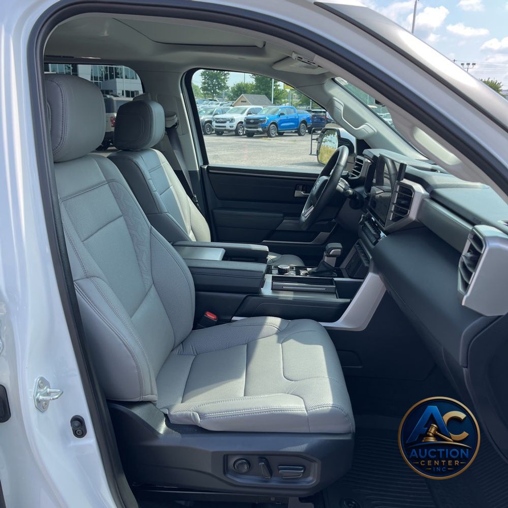 2024 Toyota Sequoia SR5