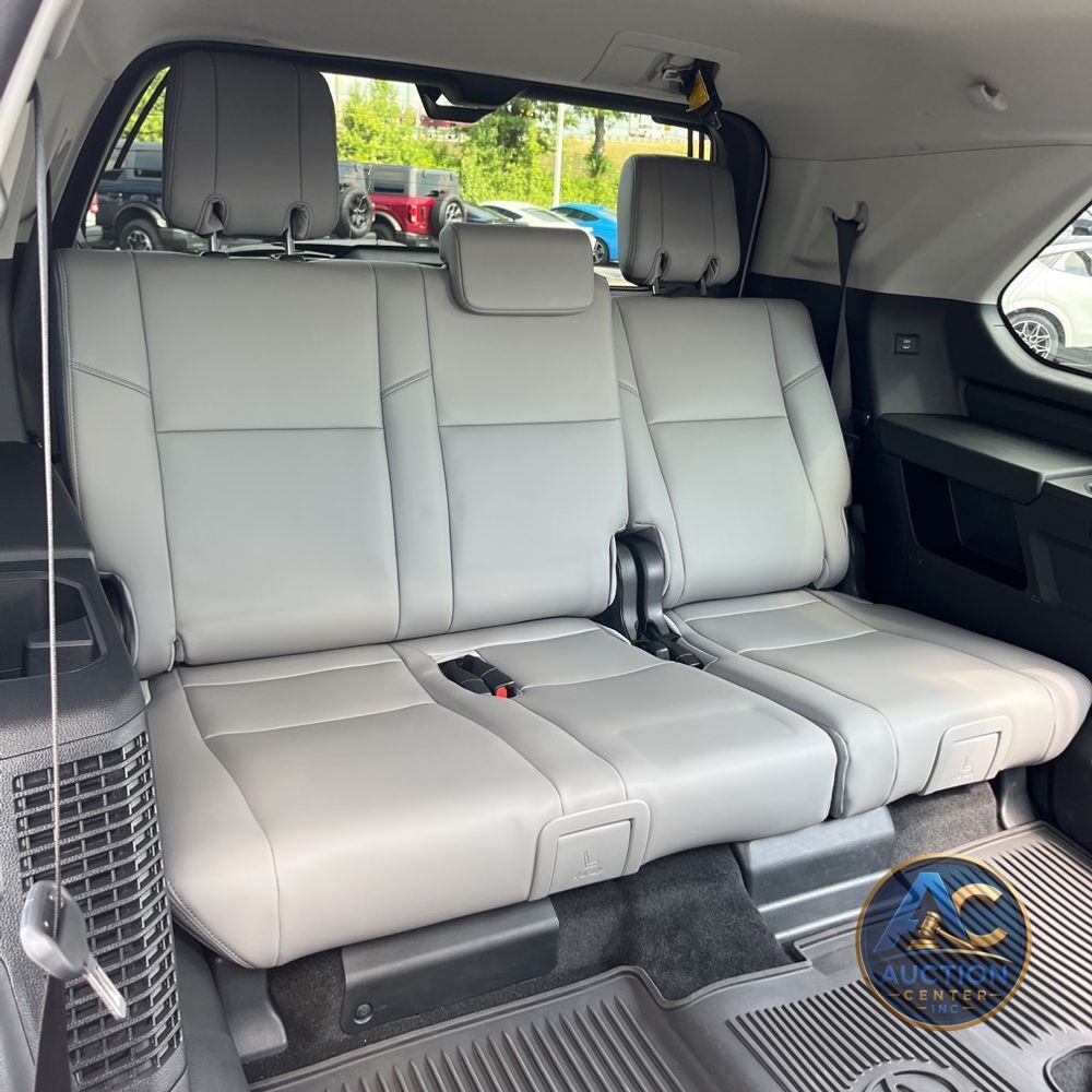 2024 Toyota Sequoia SR5